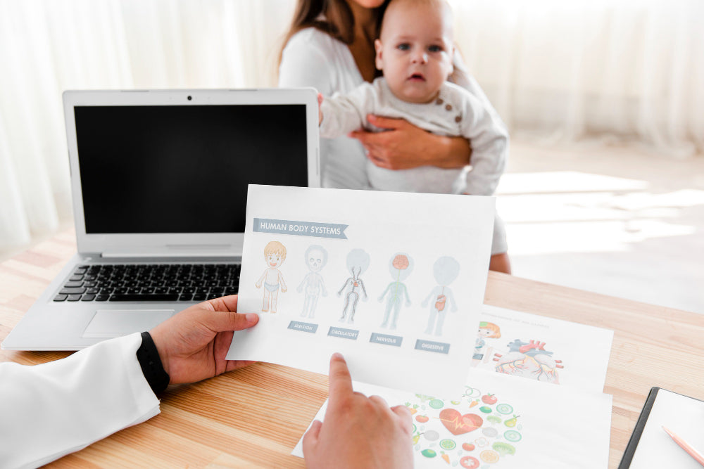best toys for 0-6 month babies to stimulate brain development