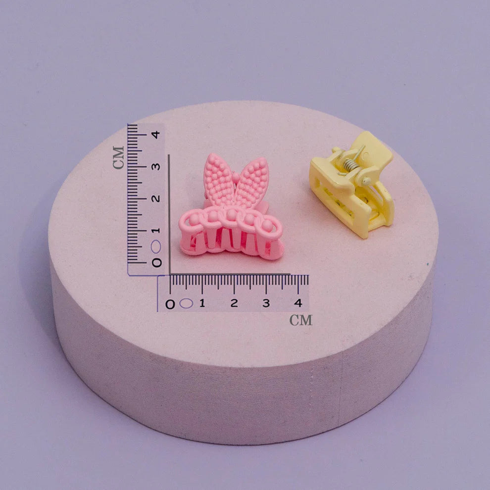 🌸✨ Mini Hair Claws with zipper pouch – Random pack | Cute Shapes Decorative Hair Clips (1 Pack) ✨🌸