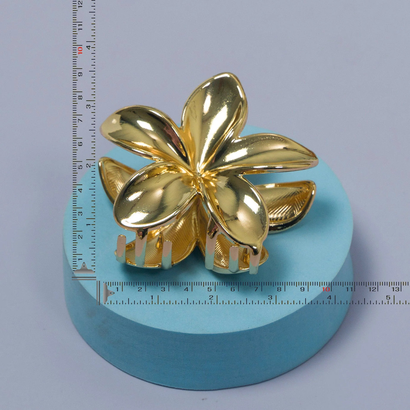 Luxury Gold Flower Metal Hair Claw Clip (Large) | Elegant Floral Hair Accessory  - 1 unit