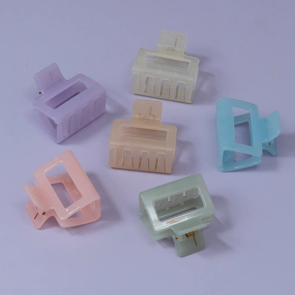 GlossEdge Rectangle Hair Claw Clip ✨ | Minimal Solid Hair Grip (Random Colour)