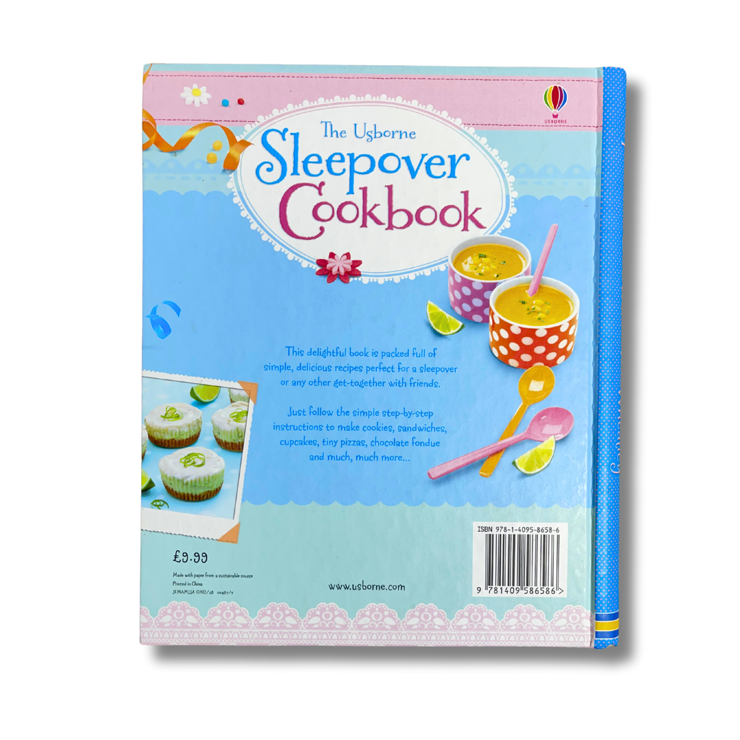 Usborne: Sleepover Cookbook – Preloved Edition | Kidsbestie| kb2280