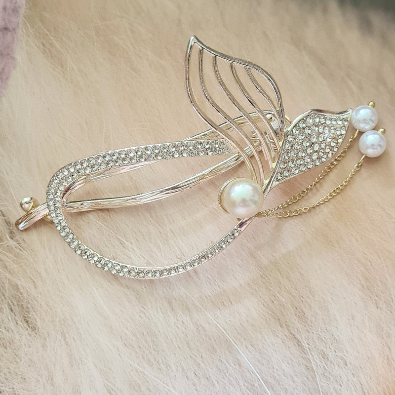 ✨🐚 Crystal Mermaid Tail Hair Clip | Elegant Pearl Drop Metal Hair Accessory (1 Pc) 🐚✨