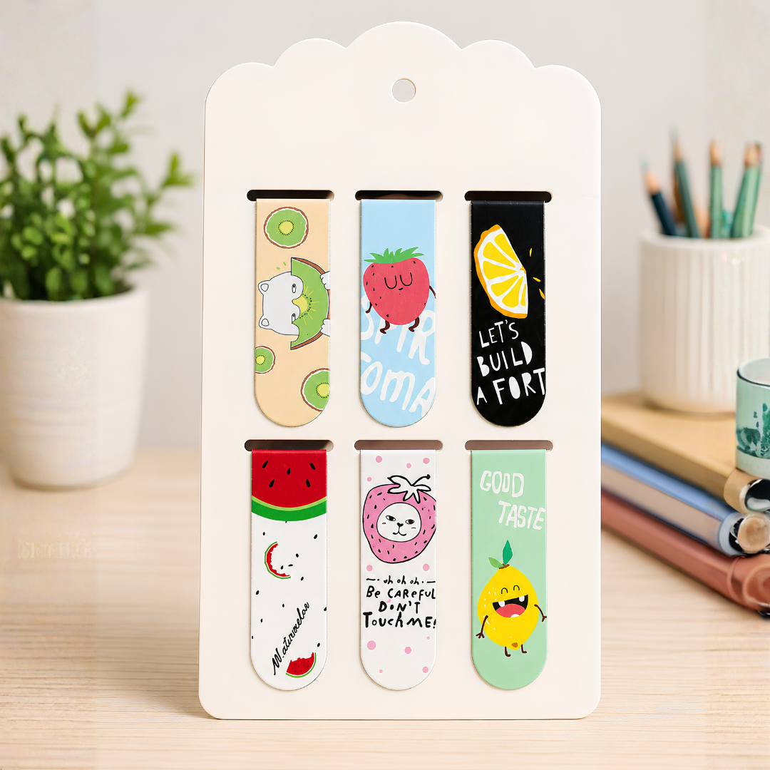 Foldable dual sided magnetic tabs