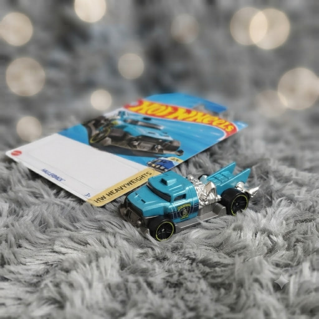 1+1 Hot Wheels ComboBlue Speed Collection: Ferrari SF90 Stradale & Haulerback Duo