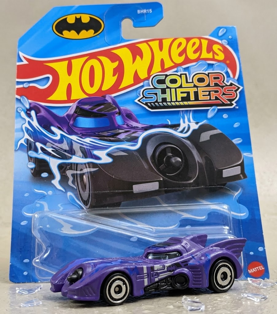 Hot Wheels Color Shifters Batman Batmobile (BHR15)