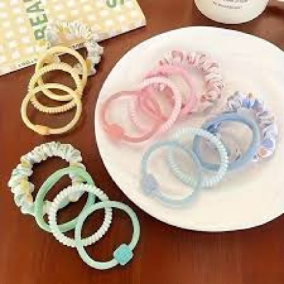 Beaded  hair tie set designed fo girls and kids