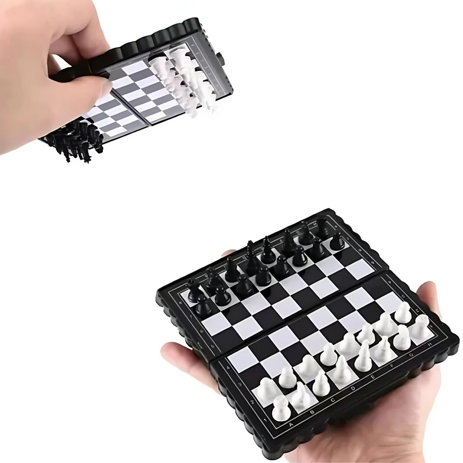 Kidsbestie- Mini magnetic chess board-