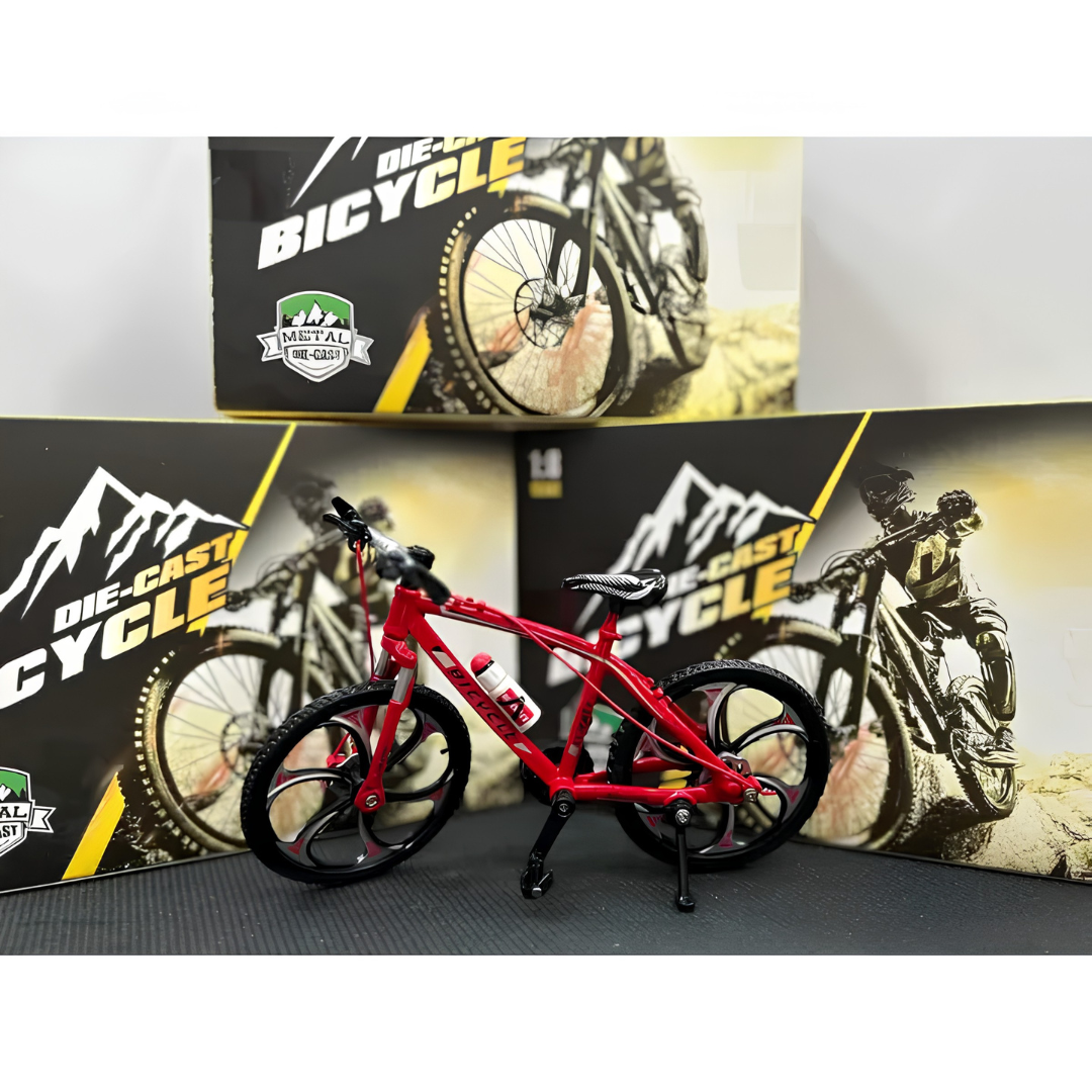 Functional elements like steering, handlebars,rorating wheels, a working pedal and chain