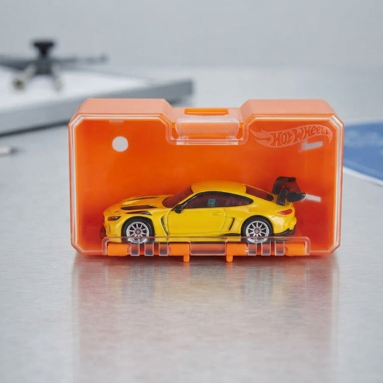 Hot Wheels Ultimate Collector Case & Bonus Golden Car Set