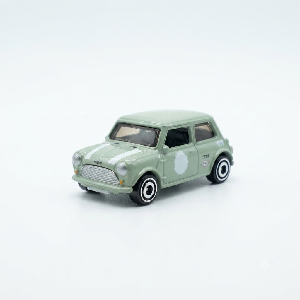 Hot Wheels Collectible Die-Cast Showcase: Austin Mini Cooper S & McMurtry Spéirling