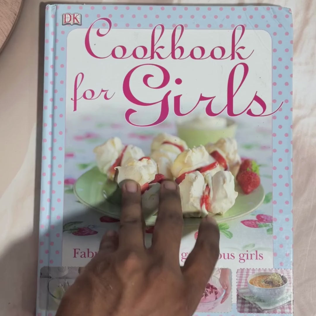 DK Cookbook for Girls – Preloved Edition | KidsBestie - KB2995