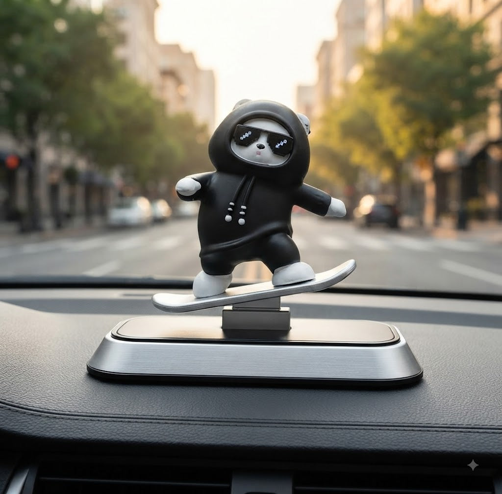 Zouivu X Bear Skateboard Dashboard Ornament